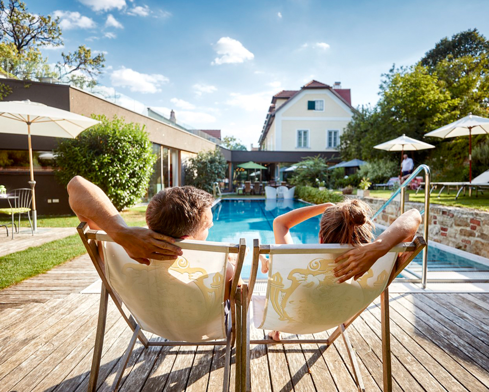 Poolview | © Hotel Landhaus Moserhof Landhaus Moserhof ****